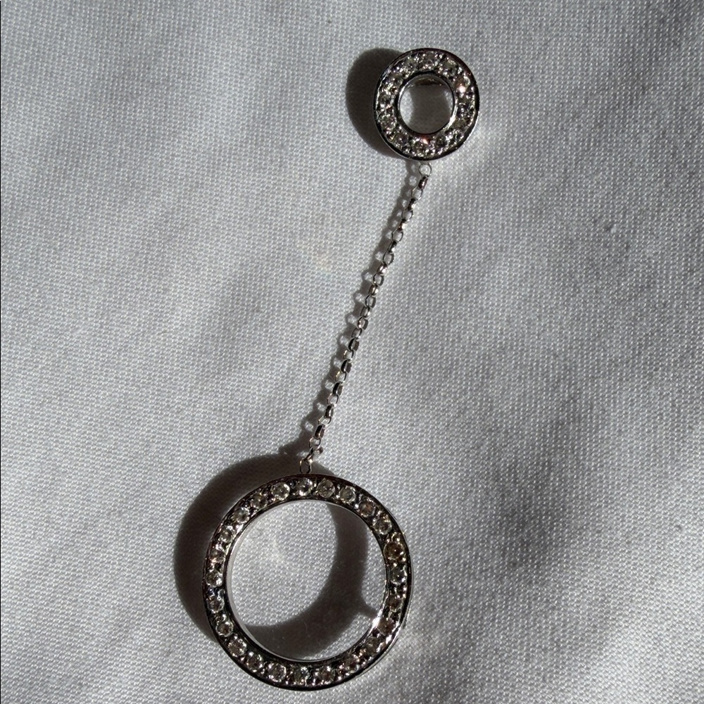 18K gold with diamonds pendant.